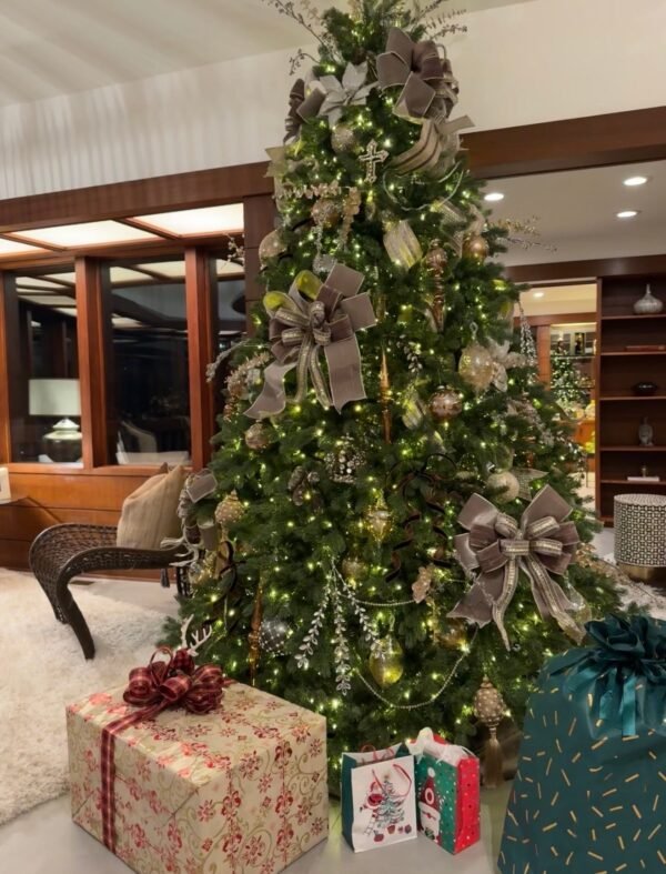 CypressSpruce_f2a3b9fc-0674-4bbd-a7bd-63a413d4ebc7 7.5' Cypress Spruce Artificial Christmas Tree Unlit