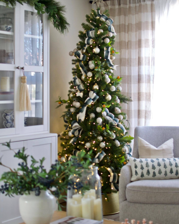 KingDouglasFir 7.5' King Douglas Fir Slim Artificial Christmas Tree with 800 Warm White & Multi-Color LED Lights