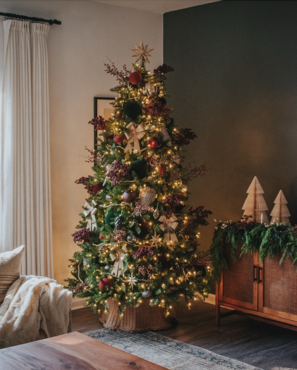 YokrshireFirFUll 7.5' Yorkshire Fir Artificial Christmas Tree Unlit